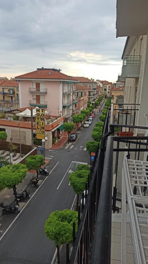 La Margherita Diano Marina Ngoại thất bức ảnh
